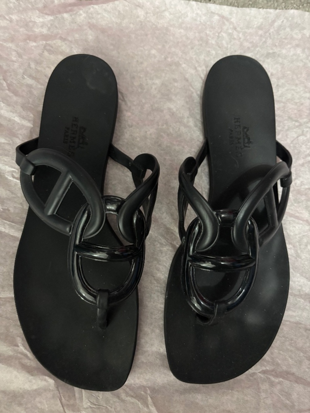 Cute Designer Pool Flip Flops black size 7 (38)